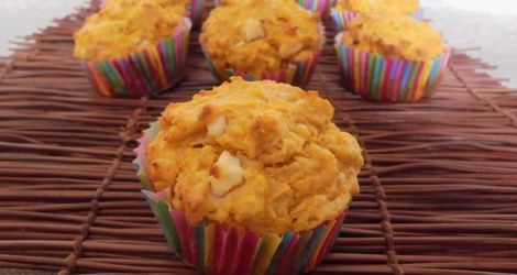 Aλμυρά  κεκάκια με πουρέ κολοκύθας και φέτα