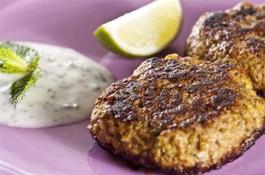 Μπιφτέκια γαλοπούλας με γιαούρτι