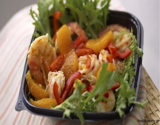 Σαλάτα με γαρίδες και πορτοκάλι