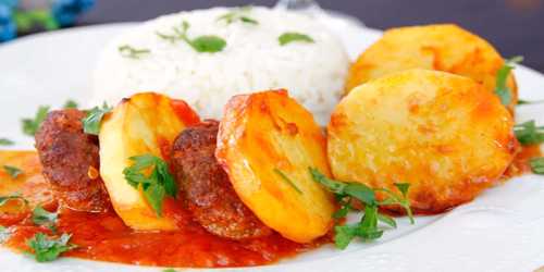 Κεφτέδες με πατάτες φούρνου