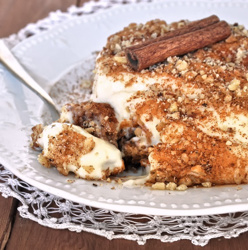 Καρυδόπιτα με κρέμα