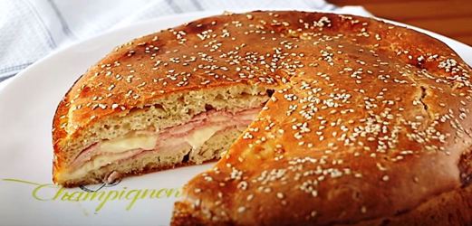 Το ευκολότερο σουφλέ ζαμπόν και τυριών στον κόσμο