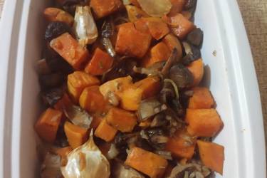 Γλυκοπατάτες με μανιτάρια στο φούρνο
