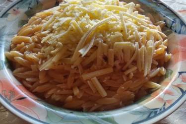 Κριθαράκι στη κατσαρόλα
