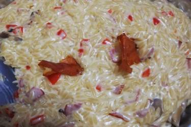 Κριθαρότο με μπέικον μανιτάρια και crispy προσούτο