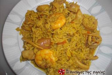 Πικάντικο πιλάφι με θαλασσινά
