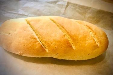 Ψωμί με σιμιγδάλι
