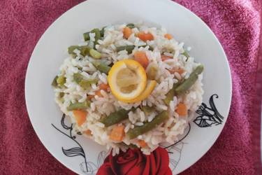 Ρύζι με φασολάκια
