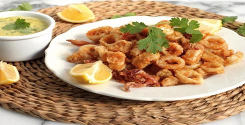 Καλαμαράκια στο φούρνο που μοιάζουν με τηγανιτά