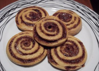Ρολάκια κανέλας