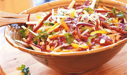 Σαλάτα με λάχανο και πιπεριές