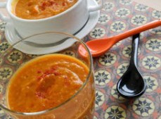 Φθινοπωρινή σούπα κολοκύθας Autumn pumpkin soup