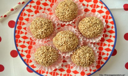 Τρουφάκια με 3 υλικά