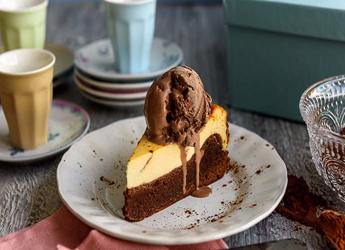 Cheesecake φούρνου με παγωτό		