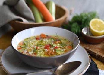 Σούπα λαχανικών με ρύζι		