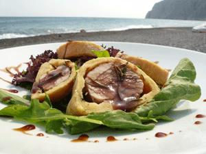 Ψαρονέφρι σε ζύμη φάβας Σαντορίνη