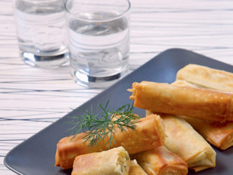 Πιτάκια με φάβα σε φύλλο κρούστας