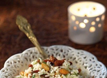 Αρωματικό πιλάφι με ξηρούς καρπούς και κανέλα