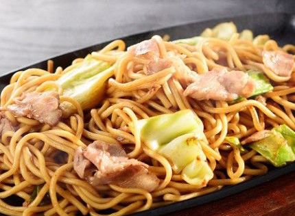 Yakisoba με κοτόπουλο