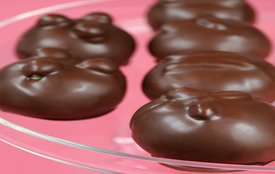 Αµυγδαλωτά µε ξηρούς καρπούς και σοκολάτα