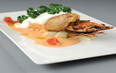 Κοτόπουλο φιλέτο γεµιστό µε γαρίδα και σπανάκι