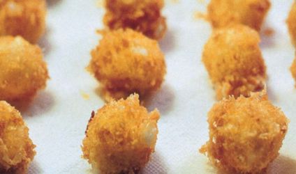 Μπαλίτσες µε χαλλούµι και αναρή   