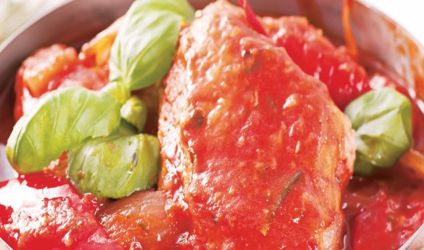 Κοτόπουλο κοκκινιστό 